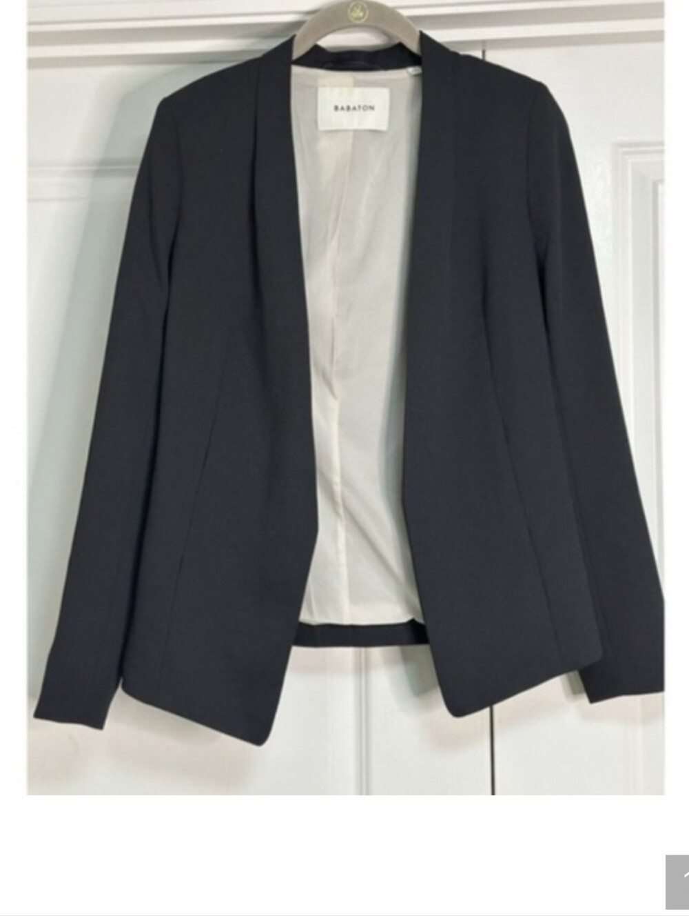BABATON CLASIC BLAZER SIZE 6